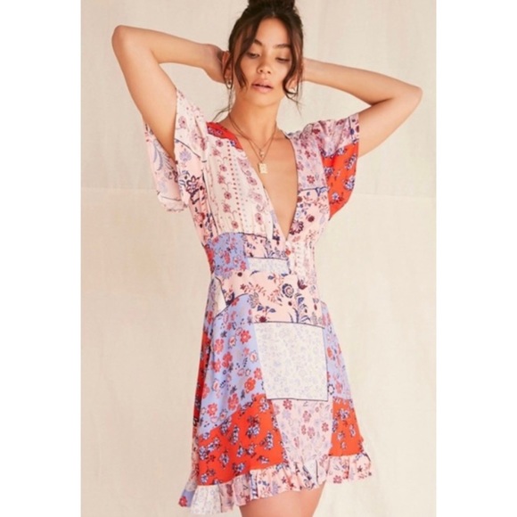 Forever 21 Dresses & Skirts - NEW NWT Forever 21 Patternblock Floral Print Mini Dress